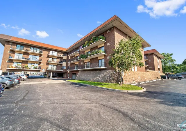 9520-s-mayfield-ave-n204-oak-lawn-il-60453/hzid_06f9548f