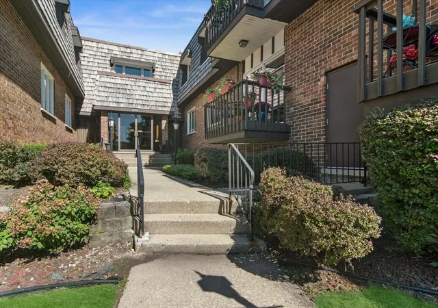 2300-w-talcott-rd-2b1-park-ridge-il-60068/hzid_28879a5c