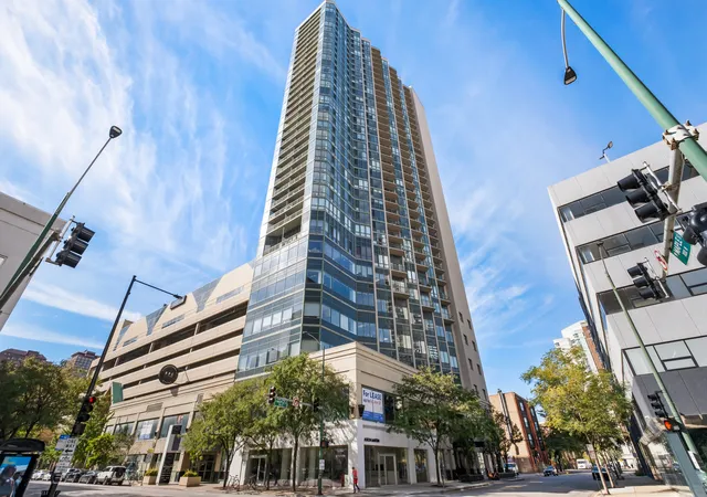 111-w-maple-st-1711-chicago-il-60610/hzid_f6448911