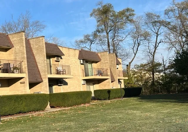 12820-s-71st-avenue-101-palos-heights-il-60463/hzid_a47b5f06