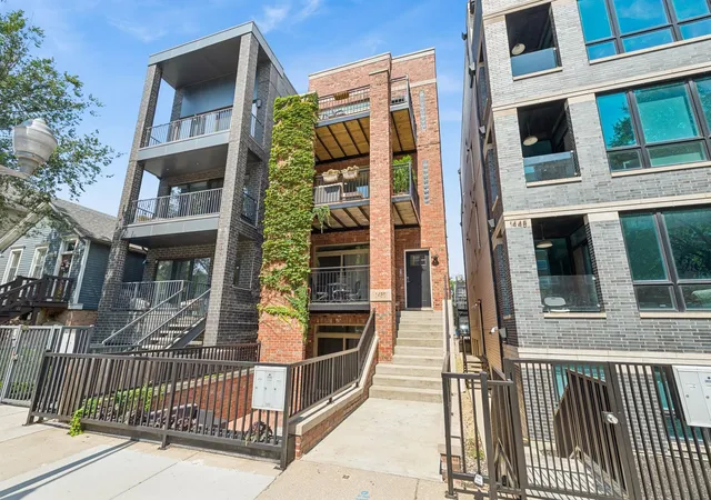 1450-w-chestnut-st-2-chicago-il-60642/hzid_a3590fa2