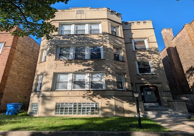 9040-s-laflin-st-chicago-il-60620/hzid_55be2d11