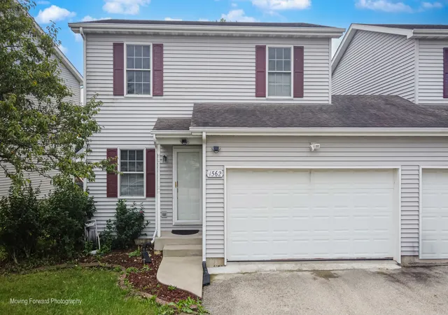 1562-moluf-st-dekalb-il-60115/hzid_4e1d87a6