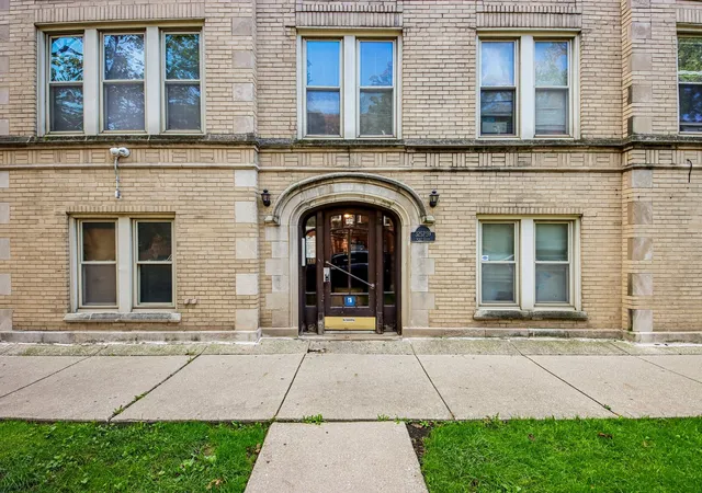 3257-w-olive-ave-3-chicago-il-60659/hzid_d41fa7a3