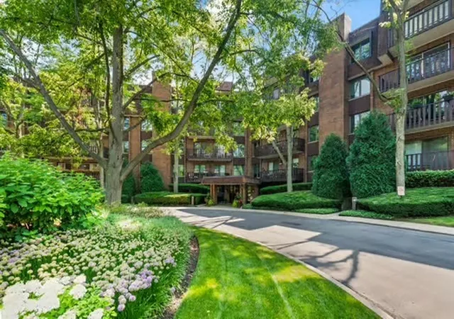 1125-lake-cook-rd-505e-northbrook-il-60062/hzid_e3aab082