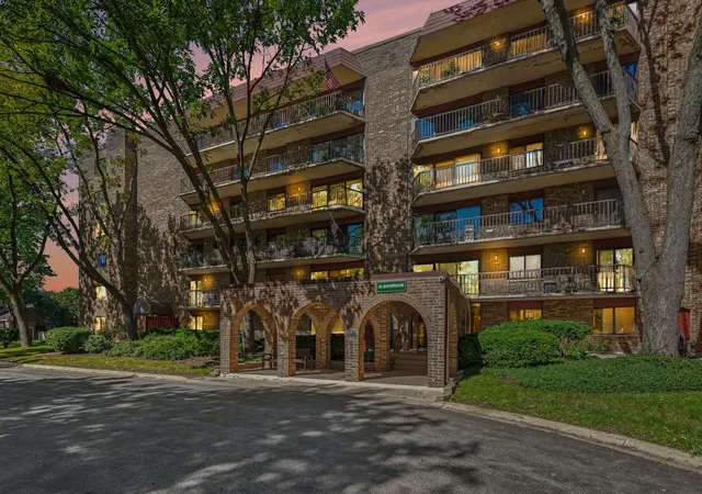 35-s-baybrook-dr-309-palatine-il-60074/hzid_c2f0512c