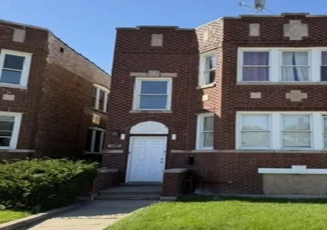 6210-s-claremont-ave-chicago-il-60629/hzid_a070541b