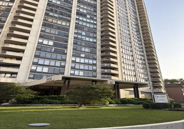 3930-n-pine-grv-ave-2902-chicago-il-60613/hzid_538b7ed3