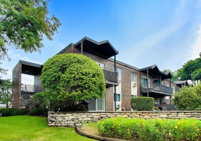 6359-n-ridge-ave-302-chicago-il-60660/hzid_d902226b