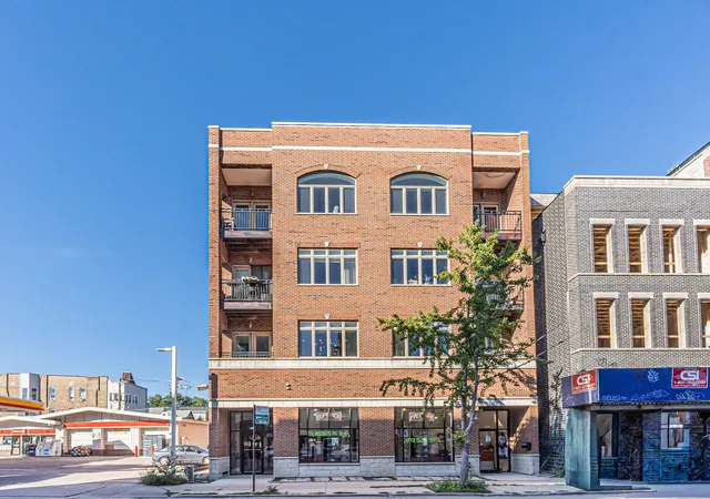 1154-w-diversey-pkwy-2w-chicago-il-60614/hzid_563591e3
