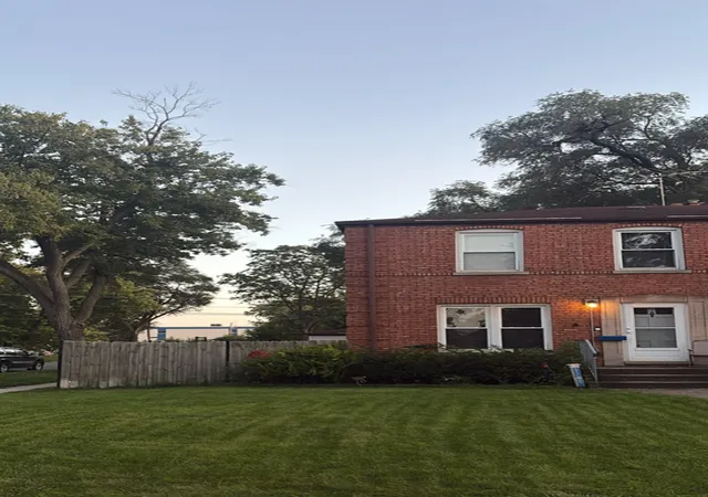 1697-stockton-ave-des-plaines-il-60018/hzid_0938a7ca