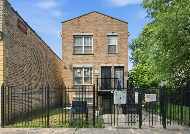 7918-s-greenwood-ave-chicago-il-60619/hzid_bdf92d36