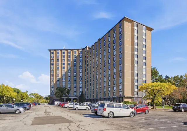 1-renaissance-pl-618-palatine-il-60067/hzid_b0bd24d0
