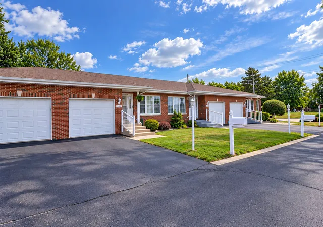 11455-crossings-ct-alsip-il-60803/hzid_9c754045