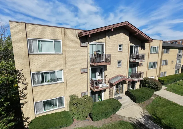 1354-e-washington-st-102-des-plaines-il-60016/hzid_7ae92ef9
