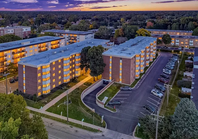 5500-lincoln-ave-504w-morton-grove-il-60053/hzid_cf0930b6