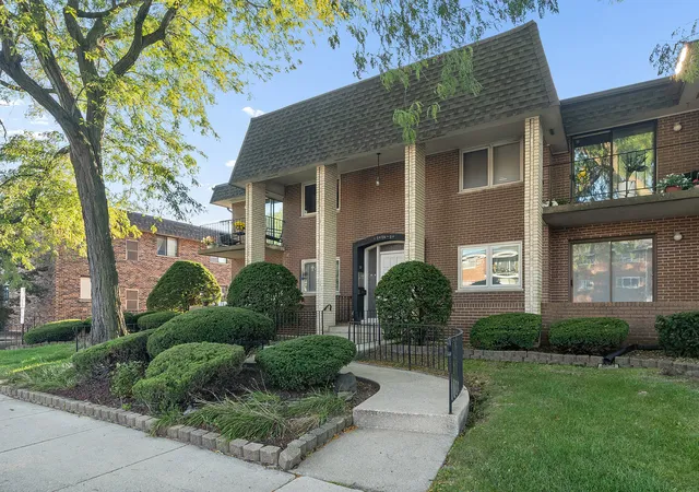 10406-s-pulaski-rd-201-oak-lawn-il-60453/hzid_f4b2ac1d