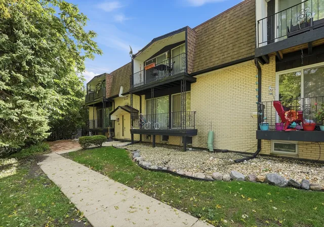 5633-edge-lake-dr-oak-lawn-il-60453/hzid_eadf0fb6