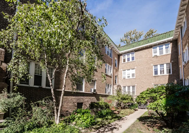 721-reba-pl-3n-evanston-il-60202/hzid_ed6396ad