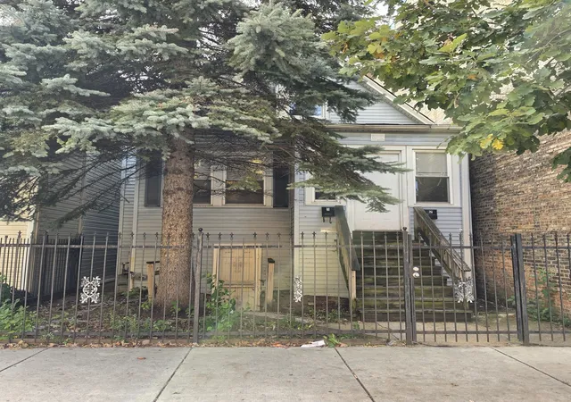 5047-w-chicago-ave-chicago-il-60651/hzid_851116d5