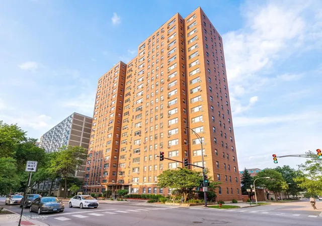 2909-n-sheridan-rd-1907-chicago-il-60657/hzid_f915fd78