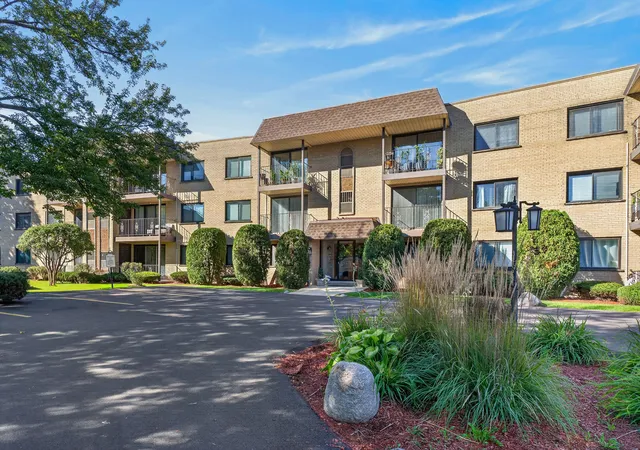 4660-n-austin-ave-211-chicago-il-60630/hzid_14d73fb5