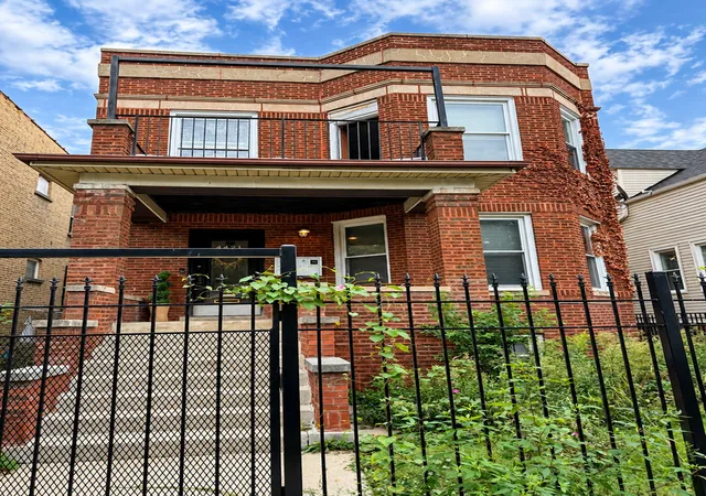 4421-n-kimball-ave-chicago-il-60625/hzid_af020ba5