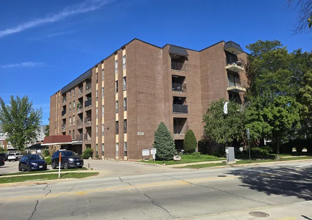 6330-lincoln-ave-4j-morton-grove-il-60053/hzid_8917ceb9