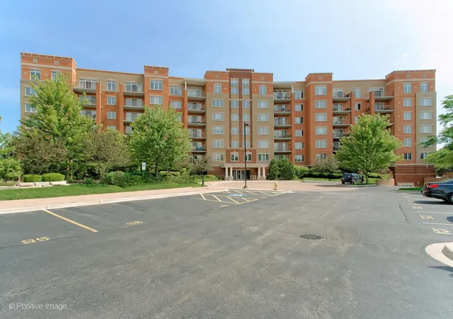 1-n-beacon-pl-404-la-grange-il-60525/hzid_e4c941c1