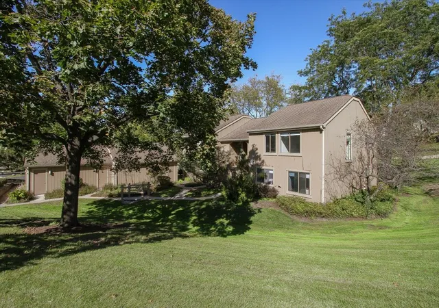 746b-oak-hl-rd-c485sfr-lake-barrington-il-60010/hzid_a0f69265