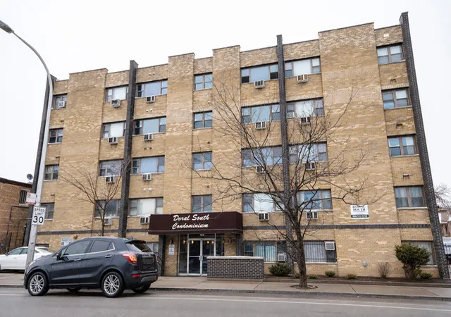 7854-s-south-shore-dr-514-chicago-il-60649/hzid_81968c23