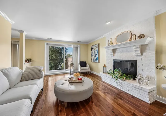 701-lake-hinsdale-dr-201-willowbrook-il-60527/hzid_85d036f6