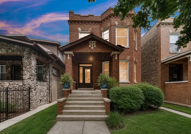 5228-w-quincy-st-chicago-il-60644/hzid_d2febf34