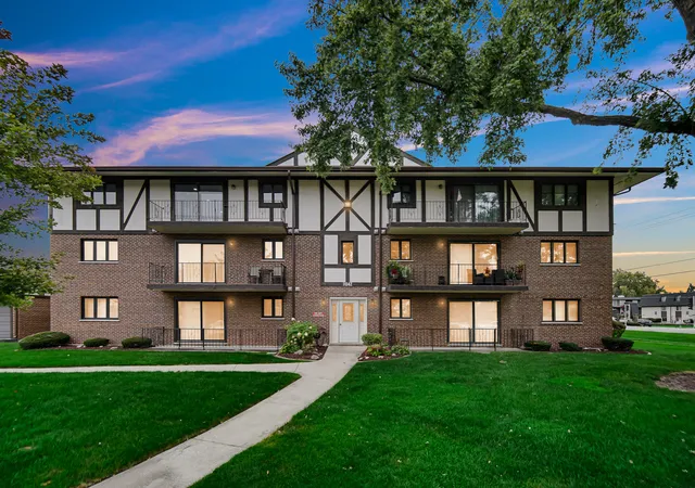 11042-s-theresa-cir-3a-palos-hills-il-60465/hzid_e378d437