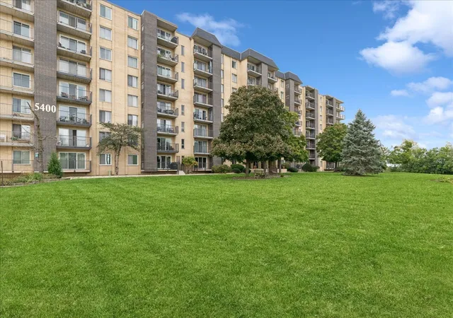 5400-walnut-ave-206-downers-grove-il-60515/hzid_12935f8d