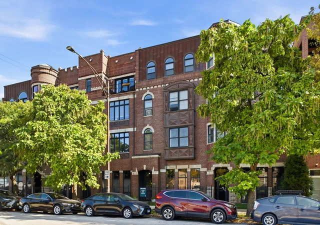 523-n-racine-ave-4-chicago-il-60642/hzid_3c33d379