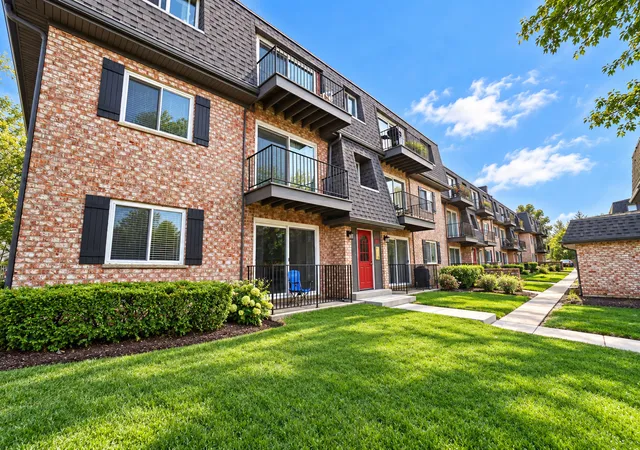 916-s-plum-grv-rd-224-palatine-il-60067/hzid_12e5efaa
