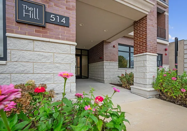 514-hillgrove-ave-201-western-springs-il-60558/hzid_b55e02d9