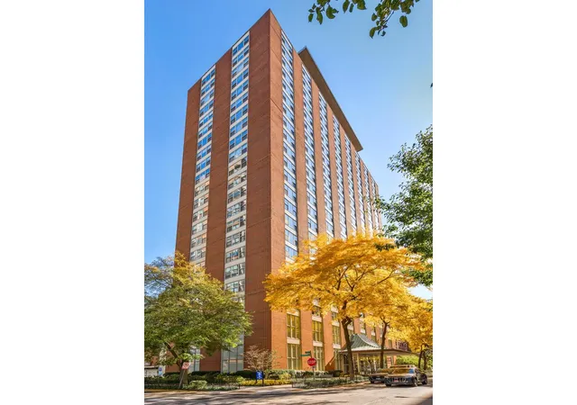 1325-n-state-pkwy-4b-chicago-il-60610/hzid_f7f6b68c