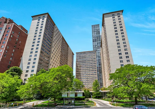 3950-n-lake-shore-dr-1903-chicago-il-60613/hzid_5b1ab8bd