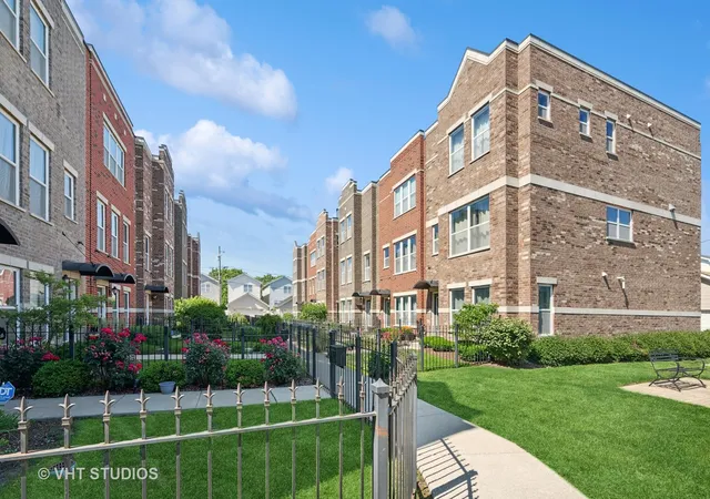 3761-s-morgan-st-a-chicago-il-60609/hzid_fa72be86