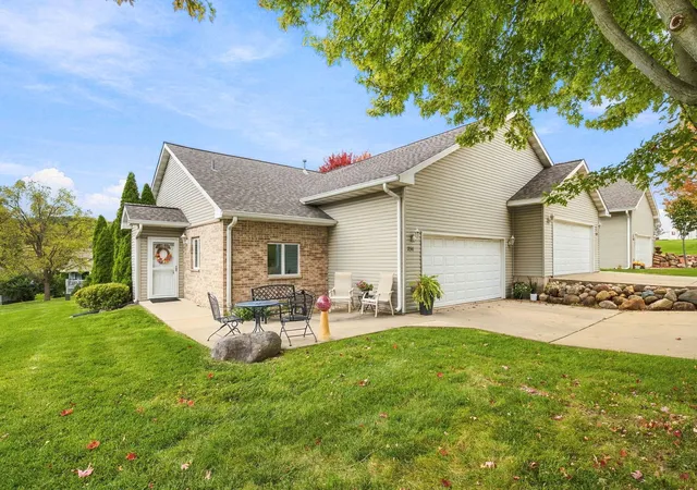 2518-reynolds-manor-dr-1-ottawa-il-61350/hzid_ac7c3f5f