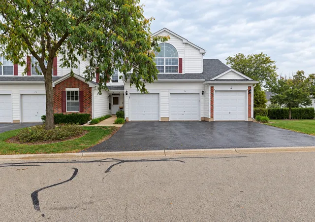 7-hoover-ct-b-streamwood-il-60107/hzid_dc8d2b17