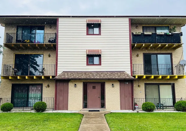7312-w-86th-street-1b-bridgeview-il-60455/hzid_ea123566