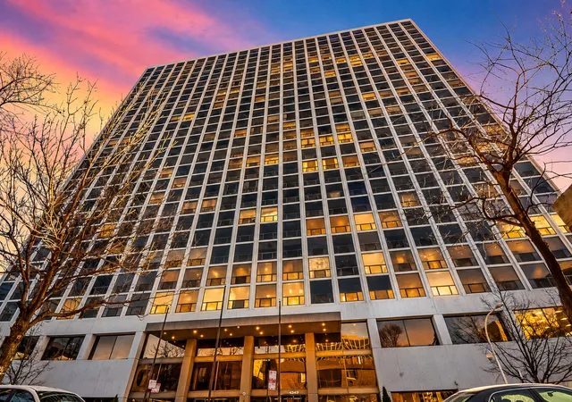 4343-n-clarendon-ave-2801-chicago-il-60613/hzid_bc644f34