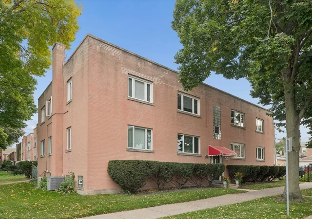 5421-n-washtenaw-ave-2n-chicago-il-60625/hzid_5992da6d
