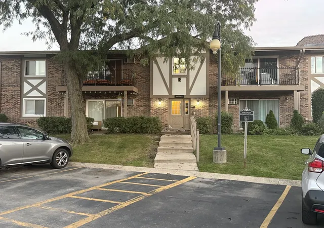 9s220-s-frontage-rd-18-204-willowbrook-il-60527/hzid_2d42b84f