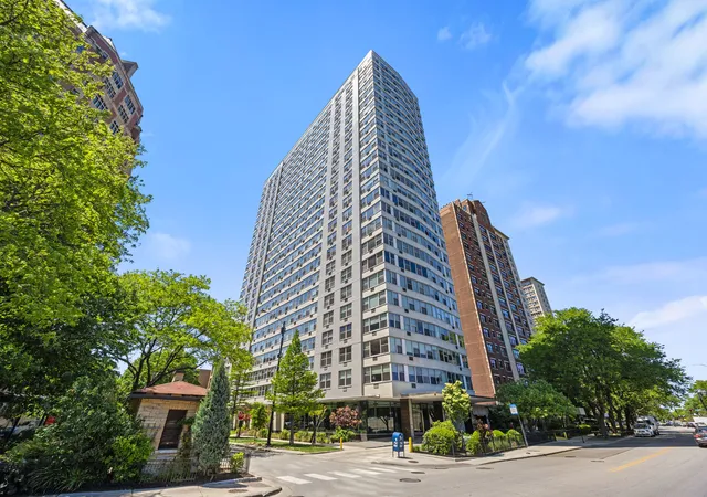 3900-n-lake-shore-dr-17f-chicago-il-60613/hzid_24430991