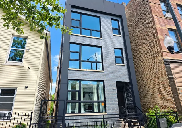 1810-s-racine-ave-1-chicago-il-60608/hzid_602b35f7