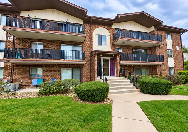 5237-james-ln-1221-crestwood-il-60418/hzid_454c3339